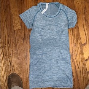 Lululemon Workout Top